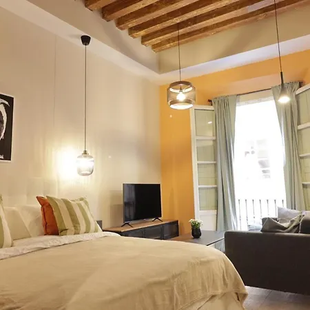 Grund Suites Gallery By Freshapartments Malaga Exterior photo