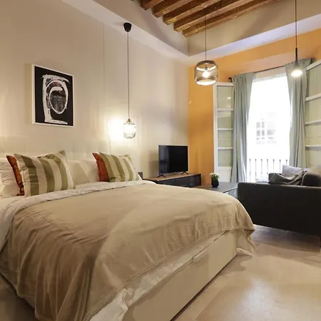 Grund Suites Gallery By Freshapartments Malaga Exterior photo