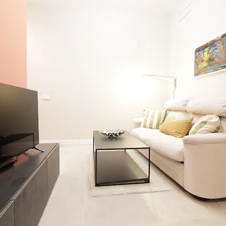Grund Suites Gallery By Freshapartments Malaga Room photo
